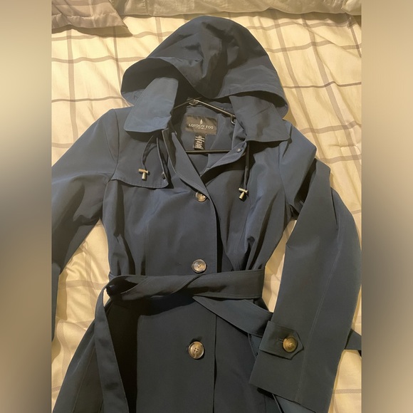 London Fog raincoat, size small, navy blue - Picture 4 of 4
